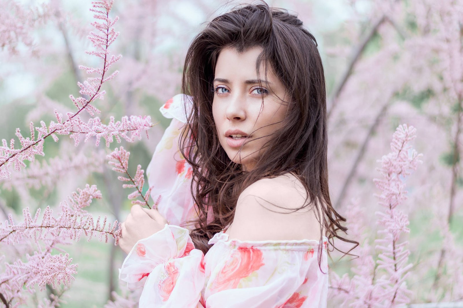 Depositphotos_328593196_xl-2015-1
